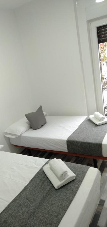 Hostal Noche Y Dia Madrid Eksteriør billede