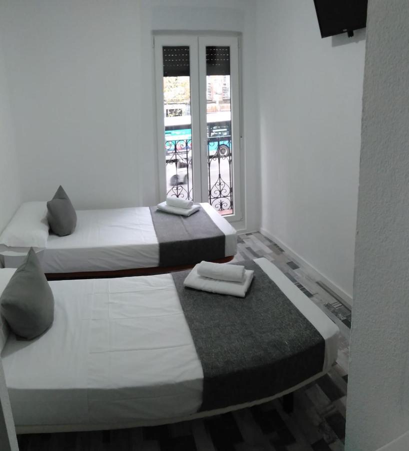 Hostal Noche Y Dia Madrid Eksteriør billede